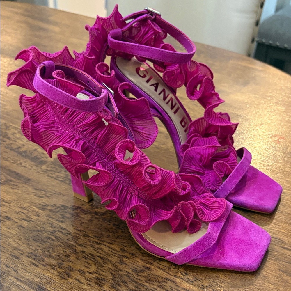 Gianni Bini Fuchsia Ruffle Heels